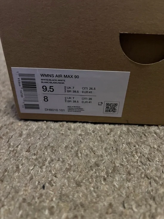 Nike WMNS Air Max 90 White/Black Box Label - Picture 3 of 3